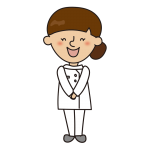 笑顔で立っている看護師