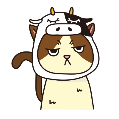 牛のかぶりもので不機嫌な猫（ハチワレ）