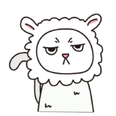 羊のかぶりもので不機嫌な猫（白）