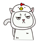 鳥のかぶりもので不機嫌な猫（白）