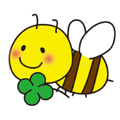 クローバーを持ったミツバチ1