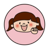 ピンクの丸の中に女の子2（グー）