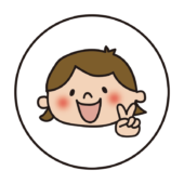 白い丸の中に女の子1（チョキ）