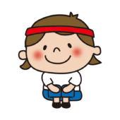 運動会で座っている赤組の子供（女の子）