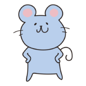 仁王立ちしている青いねずみ