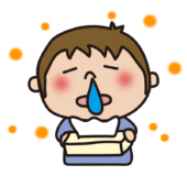 花粉症で鼻水が出る子供（男の子）