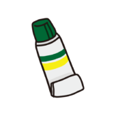 使いかけの緑色のチューブの塗り薬