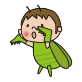 カマキリの格好をした子供（男の子）2