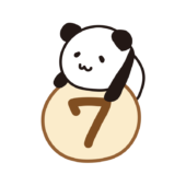 数字の7に乗るパンダ