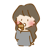 カップケーキを食べるゆるくて可愛い女の子