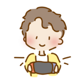 ゲームをするゆるくて可愛い男の子