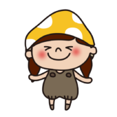 きのこの格好をしている子供（女の子2）