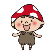 きのこの格好をしている子供（男の子2）