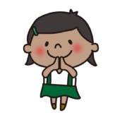 手を合わせているカンボジアの子供（女の子）