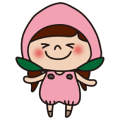 桃のかぶり物をしている子供（女の子2）