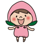 桃のかぶり物をしている子供（男の子2）