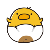 ゴロンとなったパンツおむつをはいたまんまるひよこ