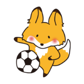 サッカーをするキツネ2