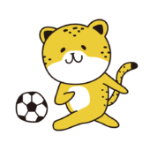 サッカーをするチーター2