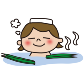 こどもの日に菖蒲湯に入る子供（女の子）