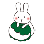 柏餅の上に乗っかる白うさぎ