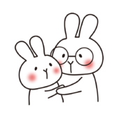 仲良しな白いうさぎの親子