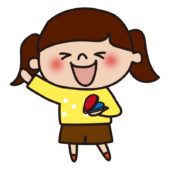 カスタネットをたたく子供（女の子）