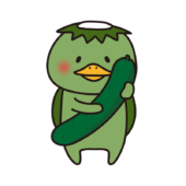 きゅうりを大事に持つ河童