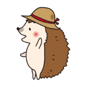 麦わら帽子をかぶって手をあげているハリネズミ