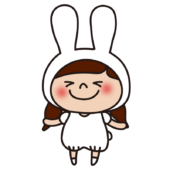 白うさぎの格好をした子供（女の子2）