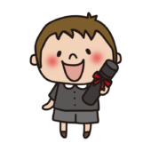 卒業証書を持っている子供（男の子1）