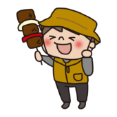 キャンプでバーベキューを楽しむ子供（男の子）