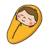 キャンプで寝袋で寝る子供（女の子）