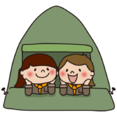 テントでおしゃべりをする子供たち（女の子）