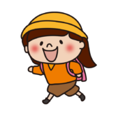 ランドセルを背負って通学帽子をかぶって走る子供（女の子2）