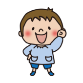 ガッツポーズをしているスモックを着た幼稚園児（男の子1）