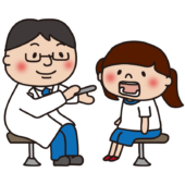 学校の健康診断で喉を診るお医者さん1