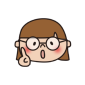 ワンポイントアドバイスをする眼鏡の女の子