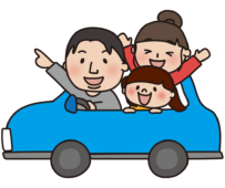 青い車でドライブする家族（横）