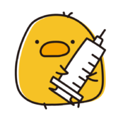 大きな注射器を持っているまんまるひよこ