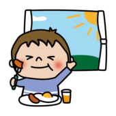 窓の前で洋食の朝ごはんを食べる子供（男の子1）