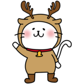 トナカイの格好をした白い猫