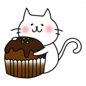 大きなカップケーキを持っている白い猫