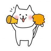 メガホンとポンポンで応援する白い猫