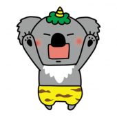 ガォーと脅かしている青鬼の格好をしたコアラ