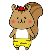 赤鬼の格好をしたリス