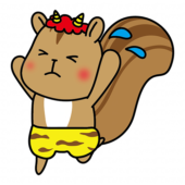 逃げる赤鬼の格好をしたリス