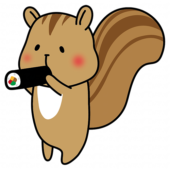 節分で恵方巻を食べるリス