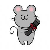 卒業証書を持っているネズミ