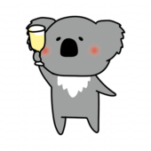 パーティーで乾杯するコアラ
